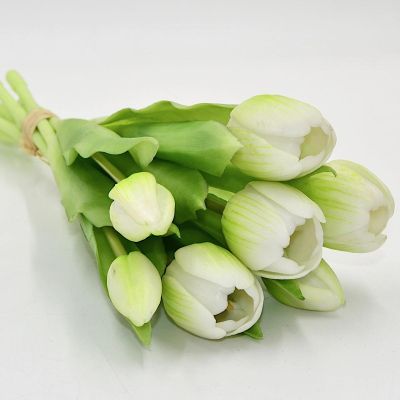 8. BOUQUET OF 7 WHITE TULIPS 31 CM LIFE-LIKE SPRING DECORATION