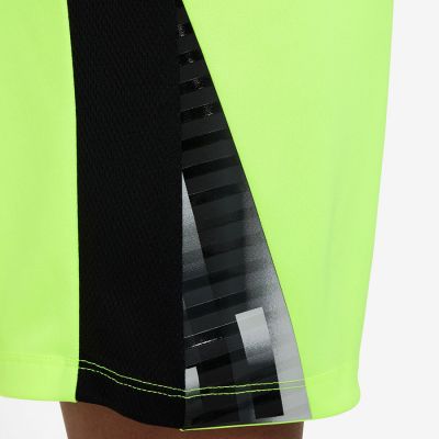 4. Nike CR7 Academy 23 M Shorts HF4346-702