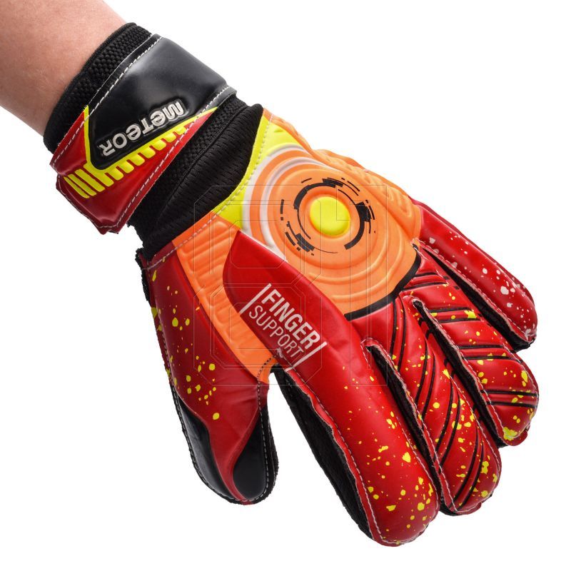 33. Goalkeeper gloves Meteor Defense 03813-03818