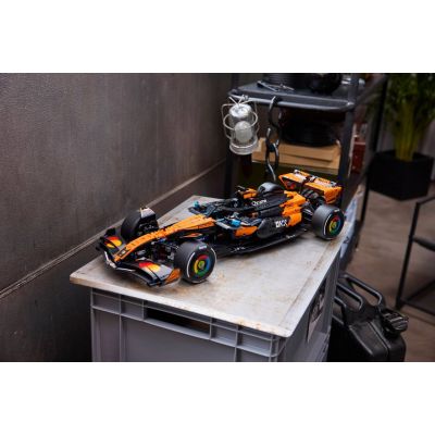 19. LEGO 42228 Technic - McLaren MCL39 F1 racing car