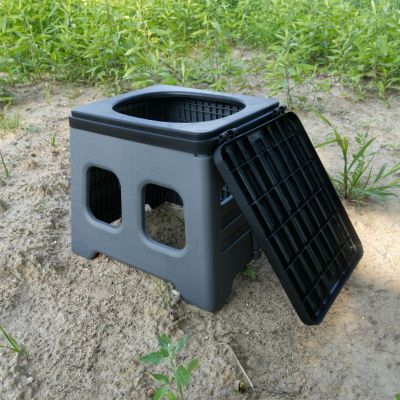 12. OFFLANDER FOLDABLE TRAVEL TOILET