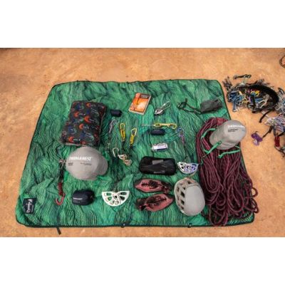 7. Compressible pillow cinch s-outer space THERM-A-REST