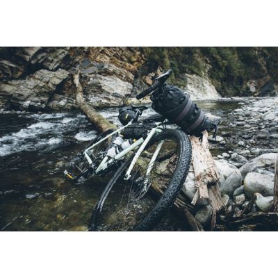 8. TOPEAK BACKLOADER black bicycle saddle bag (15 liters)