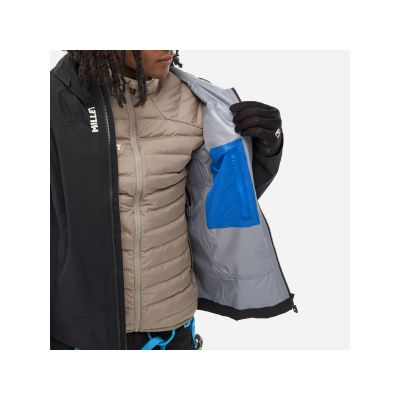 7. Men’s MILLET Kamet Gtx Jkt M Black Jacket