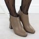 12. Elegant beige leather ankle boots with a block heel Jezzi OLI21-2