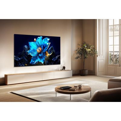 12. TCL 43P7K QLED 40" 4K Ultra HD Google TV Dolby Atmos DVB-T2 Metallic