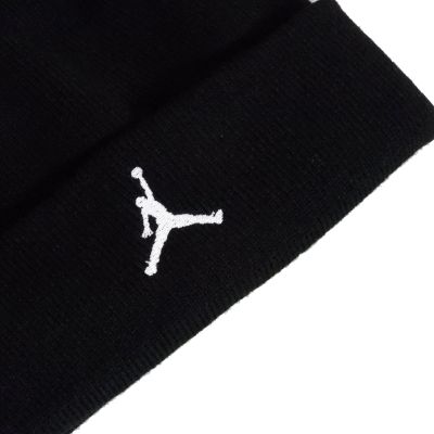 6. Air Jordan Essential Beanie Set Black - 9A0836-023