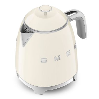 5. SMEG KLF05CREU mini 0.8L creme kettle