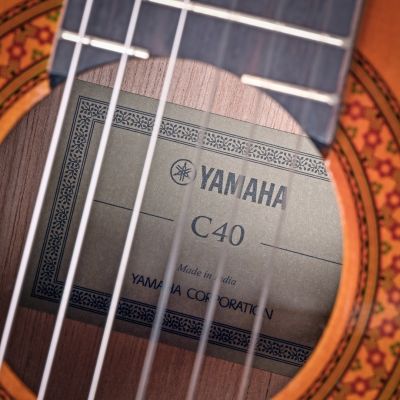 6. Yamaha C40 II - 4/4 Classical Guitar