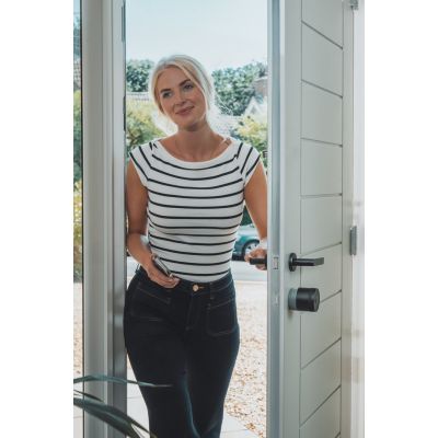 8. Yale Linus Smart Lock L2 Lite Black Smart Door Lock