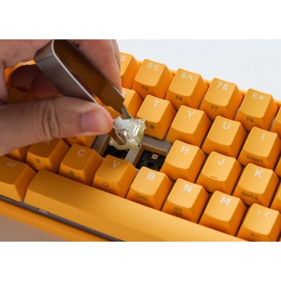 2. Ducky One 3 Mini Yellow Gaming Keyboard USB QWERTY US English Yellow