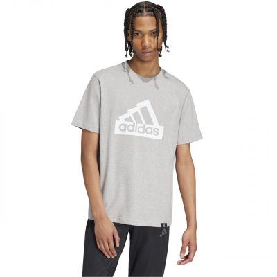 6. adidas Modern Essentials Graphic T-shirt M IW2648