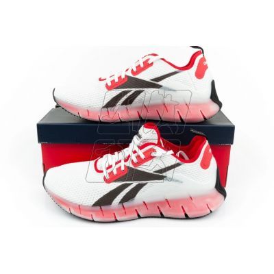 15. Running shoes Reebok Zig Kinetica M GZ0188