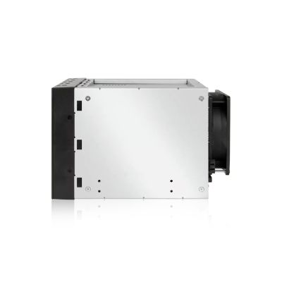 6. IcyDock Mounting Plate 5x8.9cm SATAI-III in 3x5.25" MB155SP-B bk