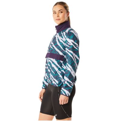 6. Asics Wild Camo Anorak Jacket W 2012C495-500