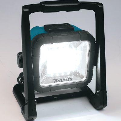 16. CONSTRUCTION LAMP 14.4/18V/230V LED DML805 MAKITA