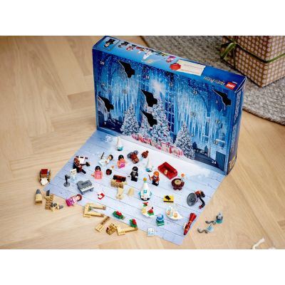 9. LEGO 75981 Harry Potter - Advent Calendar