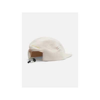 2. PEAK PERFORMANCE Lightweight Cap, beige