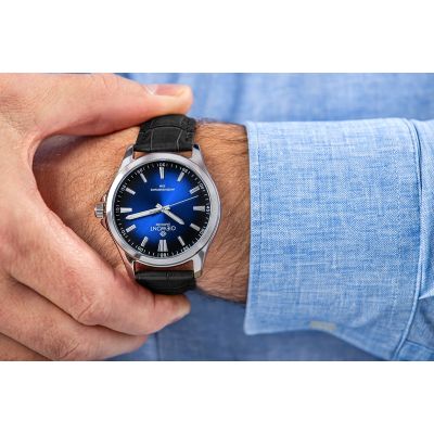 4. Giewont Elegance Sapphire Men's Watch Black and Blue GW5160-A6