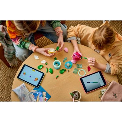 19. LEGO Botanical Collection 11511 - Water Lilies