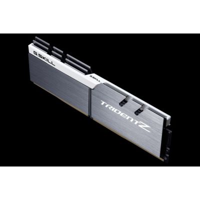 5. RAM Memory DDR4 32GB PC 3200 CL16 G. Skill KIT (2x16GB) 32GTZSW Triden Z