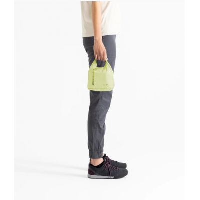 6. SEA TO SUMMIT Ultra-Sil 3L Tarragon Waterproof Dry Bag