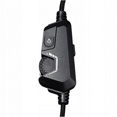 2. Mad Catz PILOT 5 Headphones