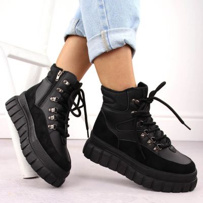 5. Hiking boots on the News W EVE450A platform