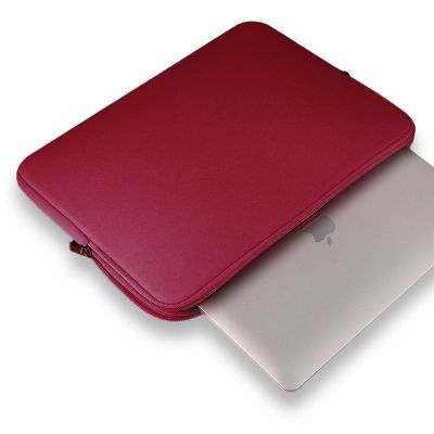 3. Universal 15.6'' laptop cover - red
