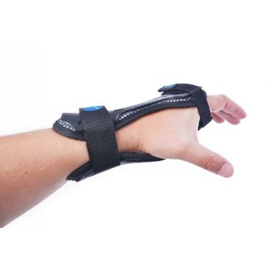 2. TEMPISH Acura 2 Wrist Guards 102000013