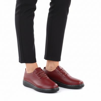 4. Women's comfortable burgundy shoes UNISOFT 5933