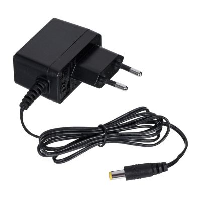 4. Tenda TEG1008M Switch