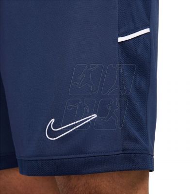 6. Nike Dri-Fit Academy 25 M FZ9776 410 Shorts