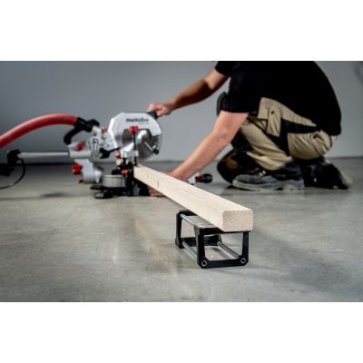 16. Metabo KGS 254 M 4500 RPM 1450 W