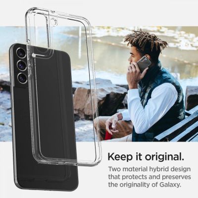 9. Spigen Ultra Hybrid Case for Samsung Galaxy S22 - Clear
