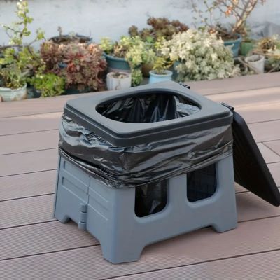 3. OFFLANDER FOLDABLE TRAVEL TOILET