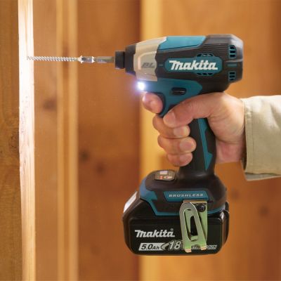 12. 18V 140Nm DTD157Z MAKITA Impact Driver