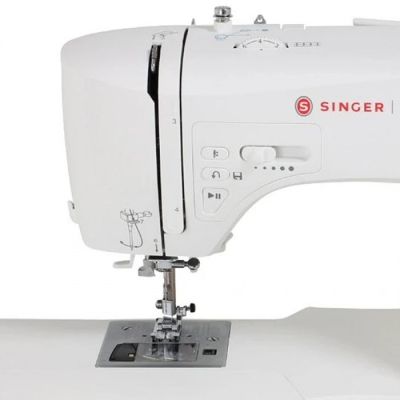 18. Singer 7640 Sewing Machine