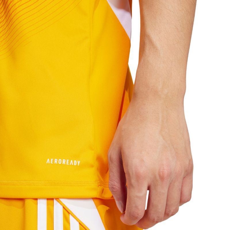 6. adidas Tiro 25 Competition Jersey Short Sleeve M JN4502