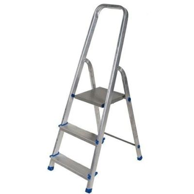 2. AWTOOLS free-standing aluminum ladder 3 steps 150kg