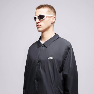 3. Nike Club Coaches Jacket Black - FN3316-010