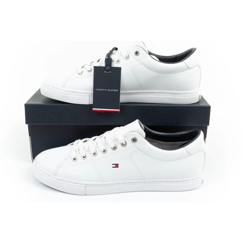 19. Tommy Hilfiger Essential M shoes FM0FM02157100
