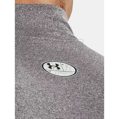 6. Under Armour M 1366072-020 Thermoactive T-shirt