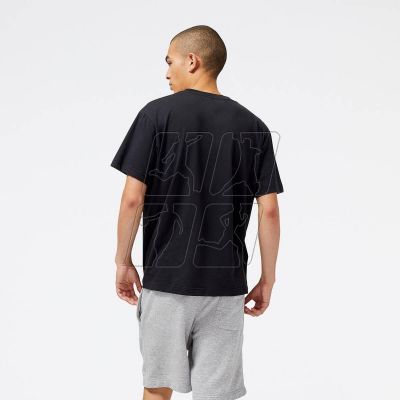 4. New Balance Sport Seasonal Graphic Cot BK M T-shirt MT31904BK