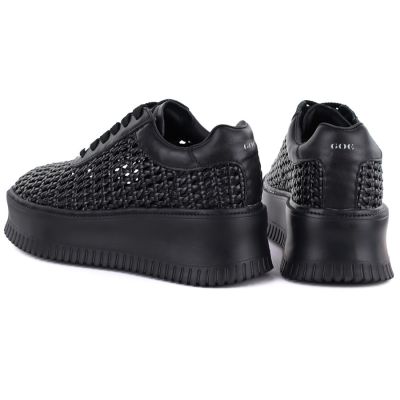 4. Women's sneakers on the platform, openwork, black Goe TT2N4043
