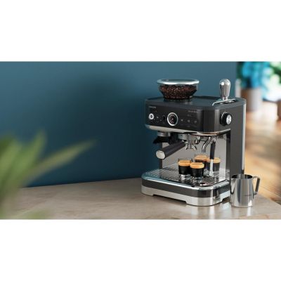 18. Philips PSA3218/10 Coffee Machine Barista Brew 15 bar pump pressure Built-in milk frother Semi-automatic 1350 W Black