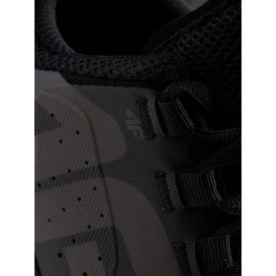 6. Destroyer Men's Low-Top Indoor Sports Shoes 4F 4FRSS25FSPOM165-20S