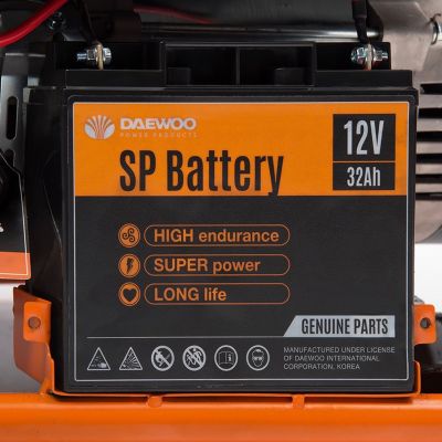 3. 6.5KW AVR 230V DAEWOO petrol generator