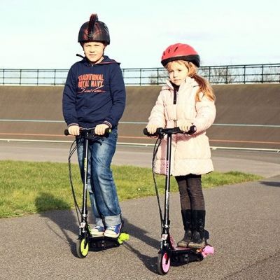 4. Razor E90 Power Core Electric Scooter 13173802 (Black, Green)
