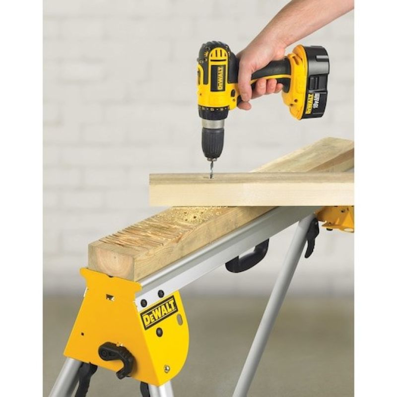 2. DeWalt de7035-xj table